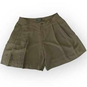 Lauren Ralph Lauren Petite high waisted pleated front short sz 8 old money green
